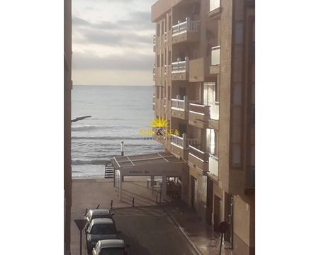 APARTMENT FOR RENT IN LA MATA, TORREVIEJA - ALICANTE PROVINCE - Photo 2