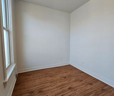 For Lease - 437 Spadina Avenue Unit# 2, Toronto, Ontario - Photo 1