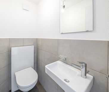 Helle und moderne Wohnung - Photo 3