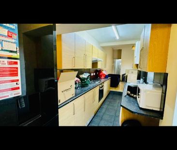 Room in a Shared House, Croydon Road, B29 - Photo 4