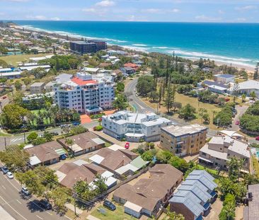 Neat and Tidy Apartment in Beachside Complex - Photo 2