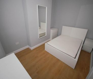 3 bedroom house share to rent - Photo 2