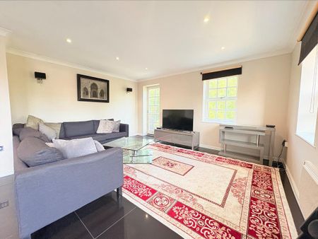 4 bedroom penthouse to rent - Photo 2