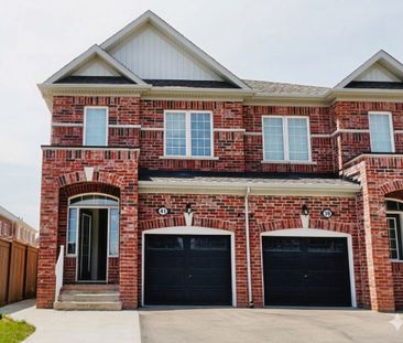 For Lease - 41 Crumlin Crescent, Brampton, Ontario - Photo 2