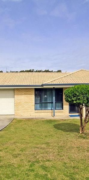 Spacious Family Home - Available from 20th October! - Photo 1