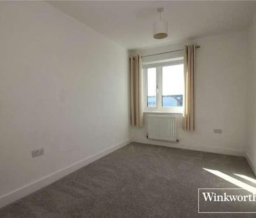 Grade Close, Elstree, Borehamwood, Hertfordshire, WD6 - Photo 4