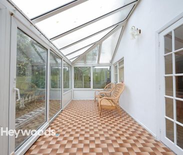 3 bedroom semi-detached house to rent - Photo 6