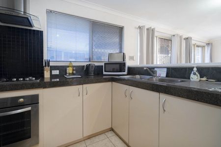 FAMILY HOME IN CUL-DE-SAC - Photo 4