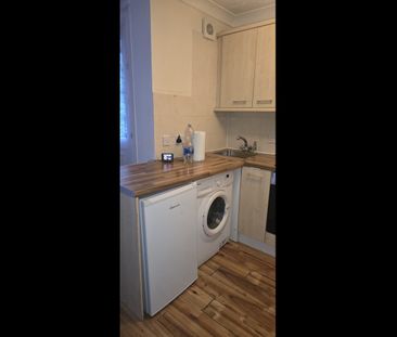 Studio Flat, Ruthin Close, LU1 - Photo 4