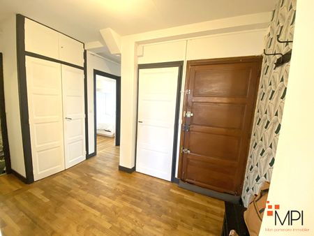 Location Appartement 2 pièces 65m² - Photo 3