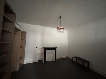 - A LOUER STUDIO 28M2 - PROCHE DU CENTRE VILLE PAU - - Photo 3