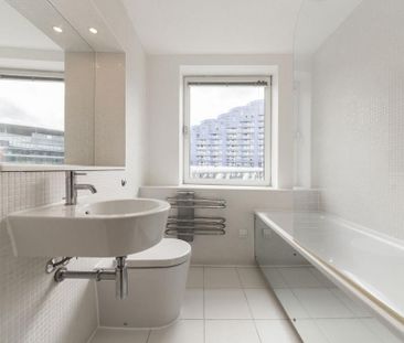 3 bedroom flat to rent - Photo 5