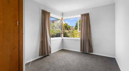 Sunny 3-Bedroom Family Home in Ilam - Photo 2