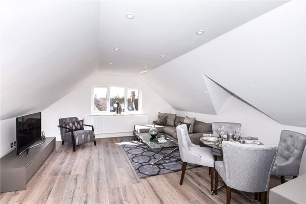 Manning House, Gloucester Road, Teddington, TW11 - Photo 1