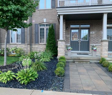 Condo Townhouse For Lease | N9259574 - Photo 6