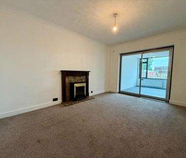 4 bedroom semi-detached house to rent - Photo 3