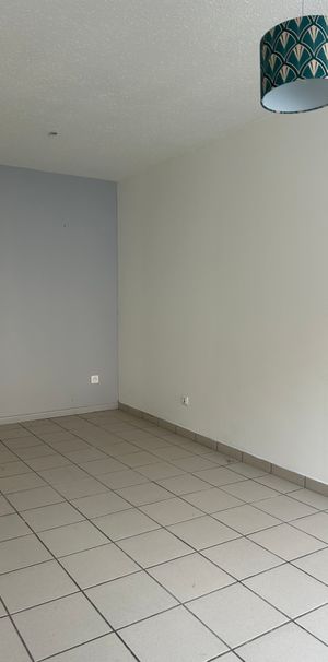 Location Appartement 2 pièces 53m² - Photo 1