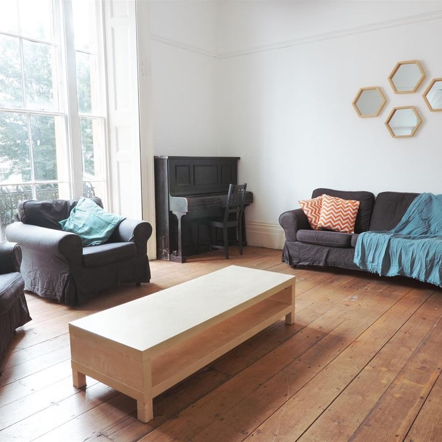 St. Pauls Road, Clifton - Photo 1