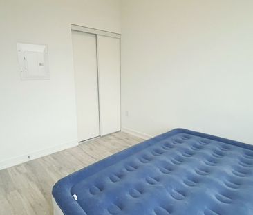 For Lease - 7 Golden Lion Heights Unit# 911, Toronto, Ontario - Photo 6