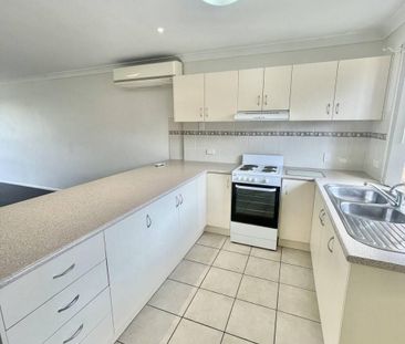 Unit in Complex close to Town - Photo 2