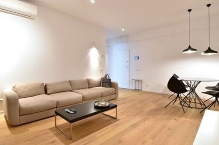PREMIUM 4-ROOM APARTMENT | 169 SQM | HERĂSTRĂU | RENOVATED 2025 - Fotografie 3