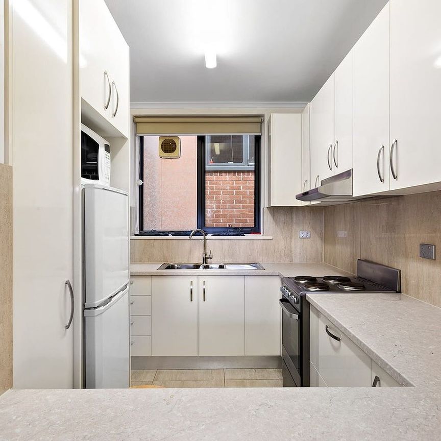 Unit 5/67 Alexandra Avenue, South Yarra. - Photo 1