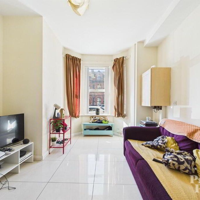 APT 1, 13 Jubilee Avenue, Belfast, BT15 3BX - Photo 1