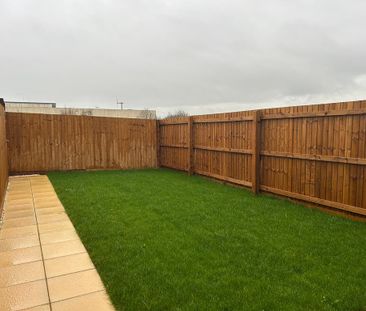 2 bedroom terraced house to rent - Photo 6