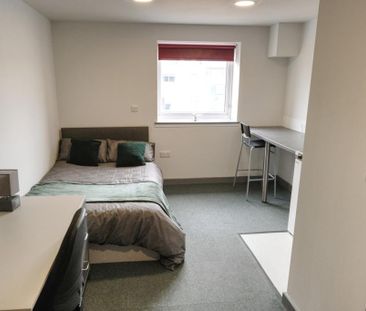 Studio to rent - Photo 5