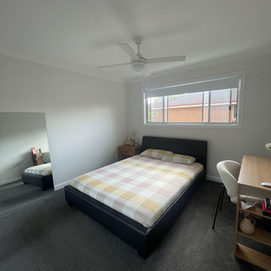 MODERN TOWNHOUSE - Photo 1