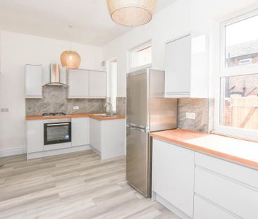 2 bedroom terraced house to rent - Photo 6