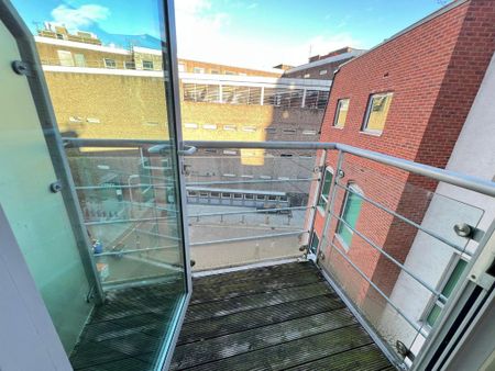 1 bedroom flat to rent - Photo 4