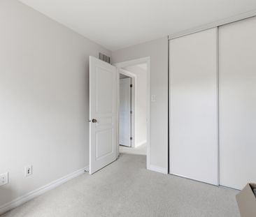 For Lease - 266 Tandalee Crescent, Kanata, Ontario - Photo 6