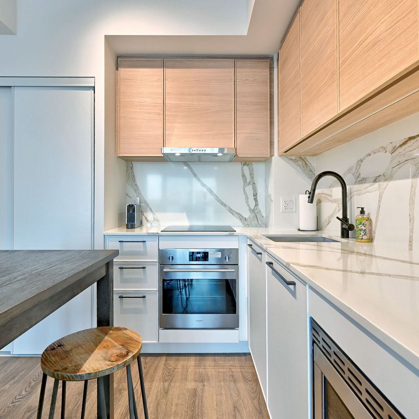 For Lease - 1050 Eastern Avenue Unit# 1102, Toronto, Ontario - Photo 1