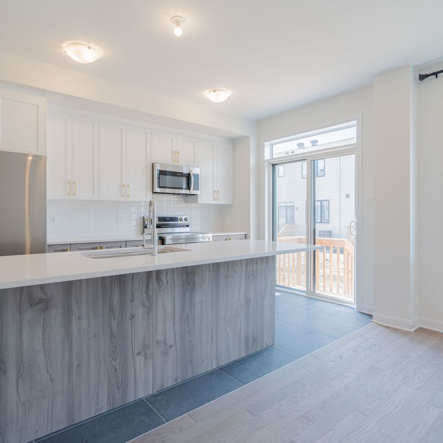 For Lease - 90 OSLER Street, Kanata, Ontario - Photo 1