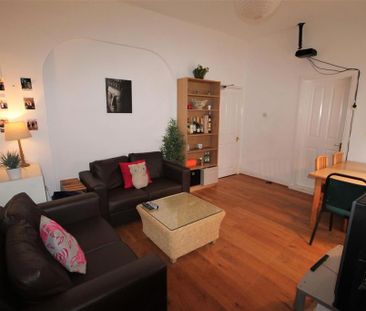 4 bedroom private hall to rent - Photo 5