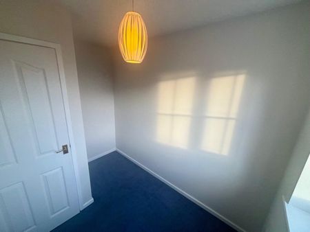 3 bedroom House To Let - Photo 5