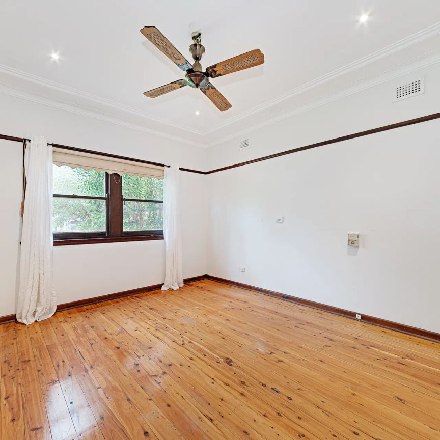 Well-Maintained and Updated Three-Bedroom Home in Convenient Position - Photo 1