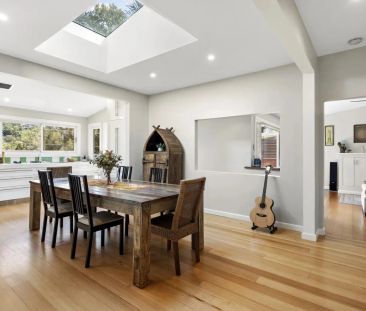 Private Family Retreat with Studio – Level Walk to Narrabeen Beach ... - Photo 2