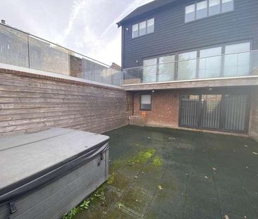 Allum Lane, Elstree, WD6 - Photo 3