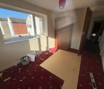 **NO DEPOSIT OPTION AVAILABLE** - Photo 6