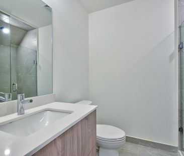 For Lease - 14 David Eyer Road Unit# 1017, Richmond Hill, Ontario - Photo 3