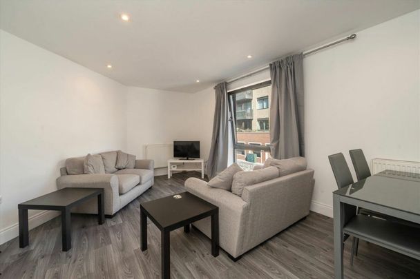 Acton Lane, Chiswick, W4 - Photo 1