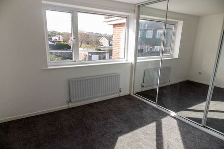 3 bed semi-detached house to rent in Velville Court, Kingston Park, NE3 - Photo 4