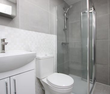 5 bedroom terraced house to rent - Photo 5