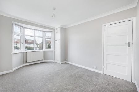 2 bedroom maisonette to rent - Photo 4