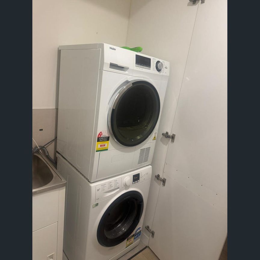 Fantastic one-bedroom apartment in the heart of Auburn Village - Photo 1