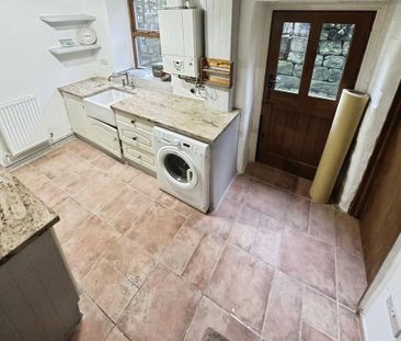 2 bedroom terraced house to rent - Photo 6