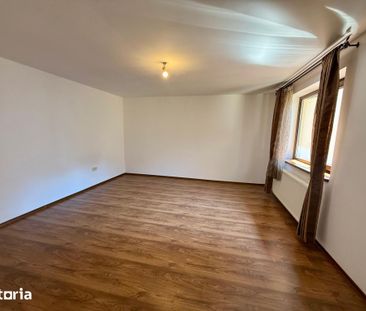 VILA | CASA DE INCHIRIAT | DOMENII | 9 CAMERE - Photo 1