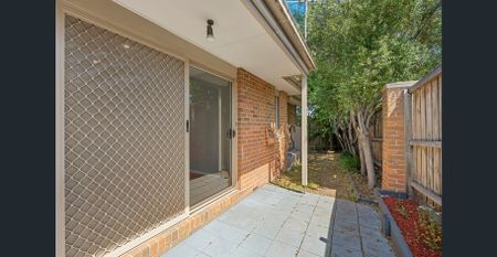 Low-Maintenance Living in the Heart of Donvale - Photo 3
